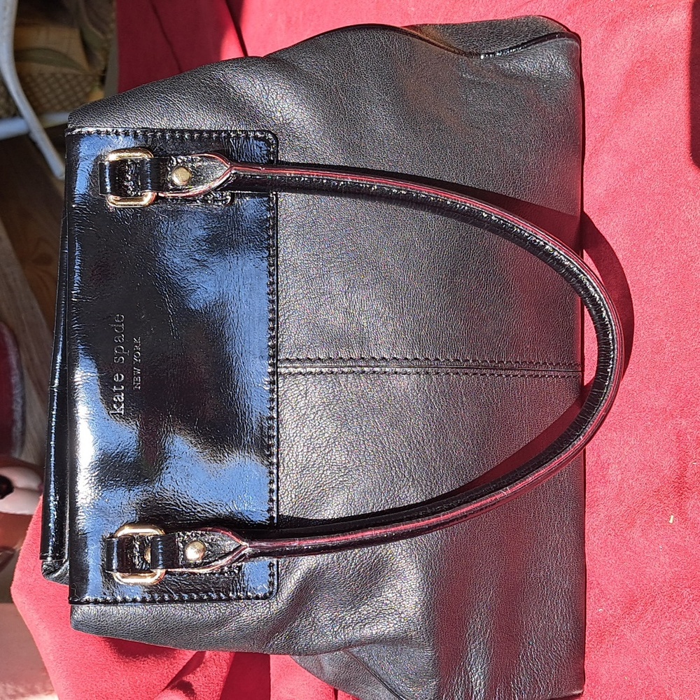 Kate Spade Black Leather Shoulder Bag Excellent Conditi - Picture 1 of 11